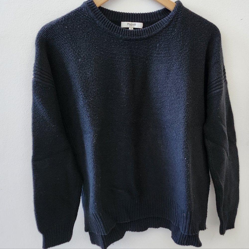 EUC M Ribbed Black Sweater - Picture 2 of 10